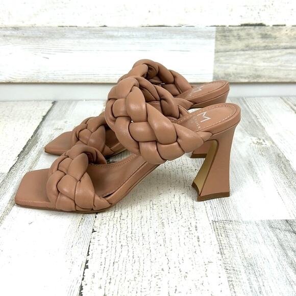 Marc Fisher Womens 6 Tan Braided Faux Leather Square Heeled Slip-ON Sandals NEW